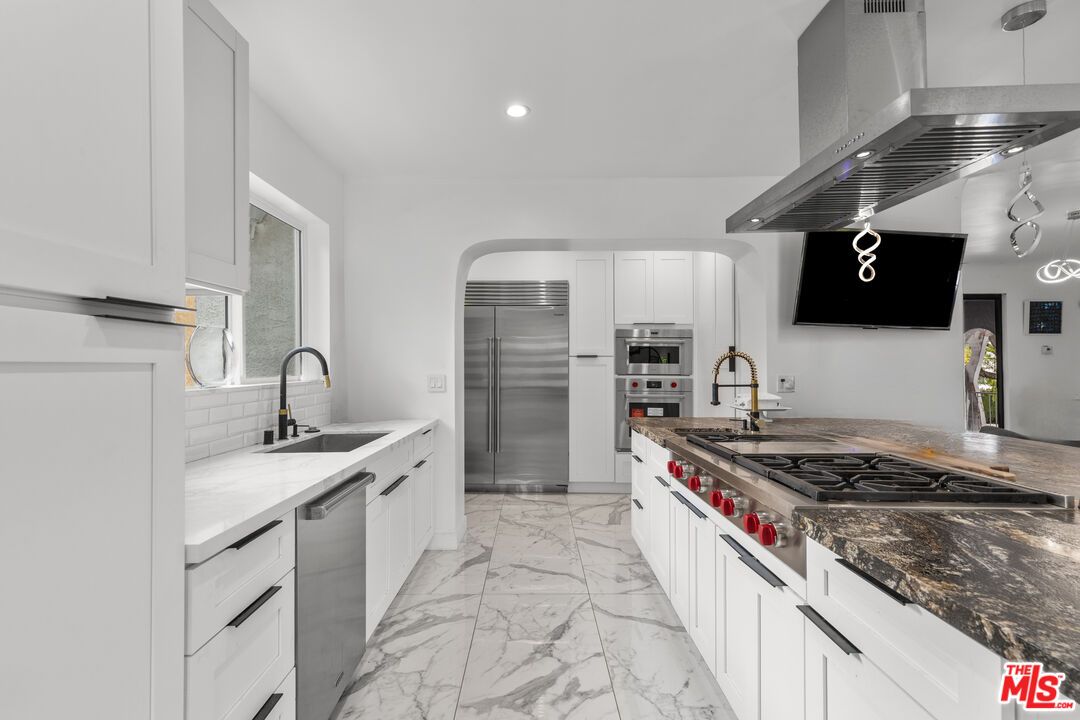 Interior, Kitchen, Marble, Recessed Lighting, Stainless Steel Appliances