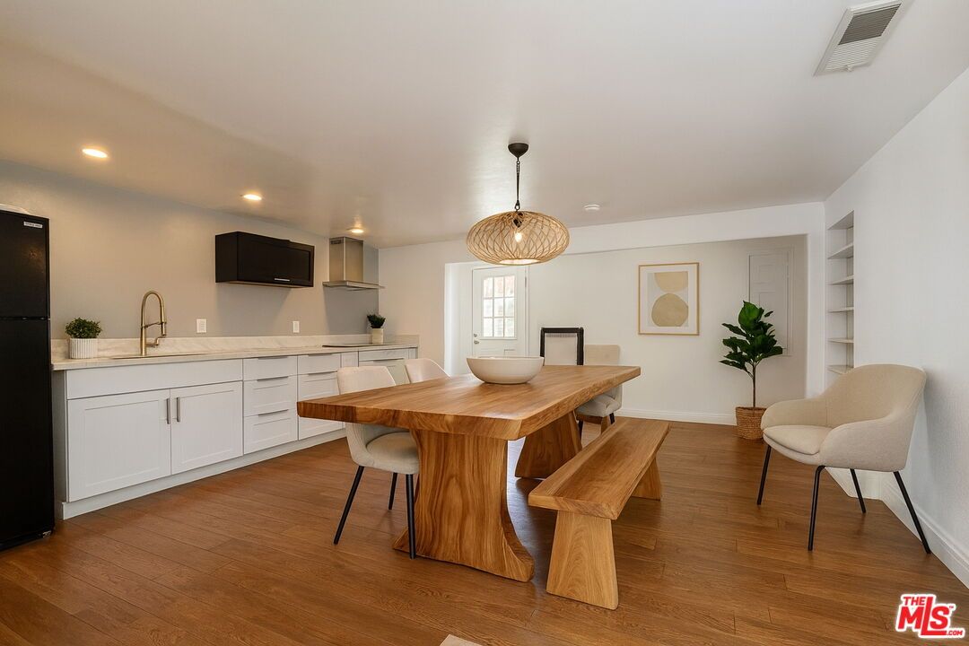 Dining room, Interior, Pendant Lights, Recessed Lighting, Wood Texture Flooring