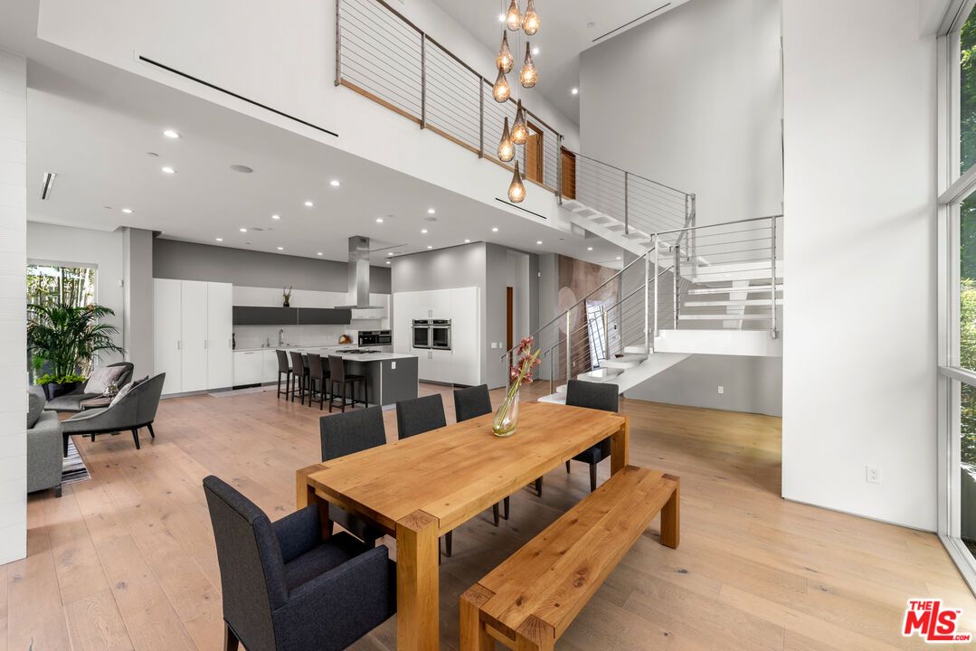 Dining room, Interior, Kitchen, Pendant Lights, Recessed Lighting, Wood Texture Flooring