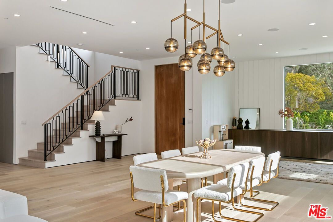 Dining room, Interior, Pendant Lights, Recessed Lighting, Wood Texture Flooring