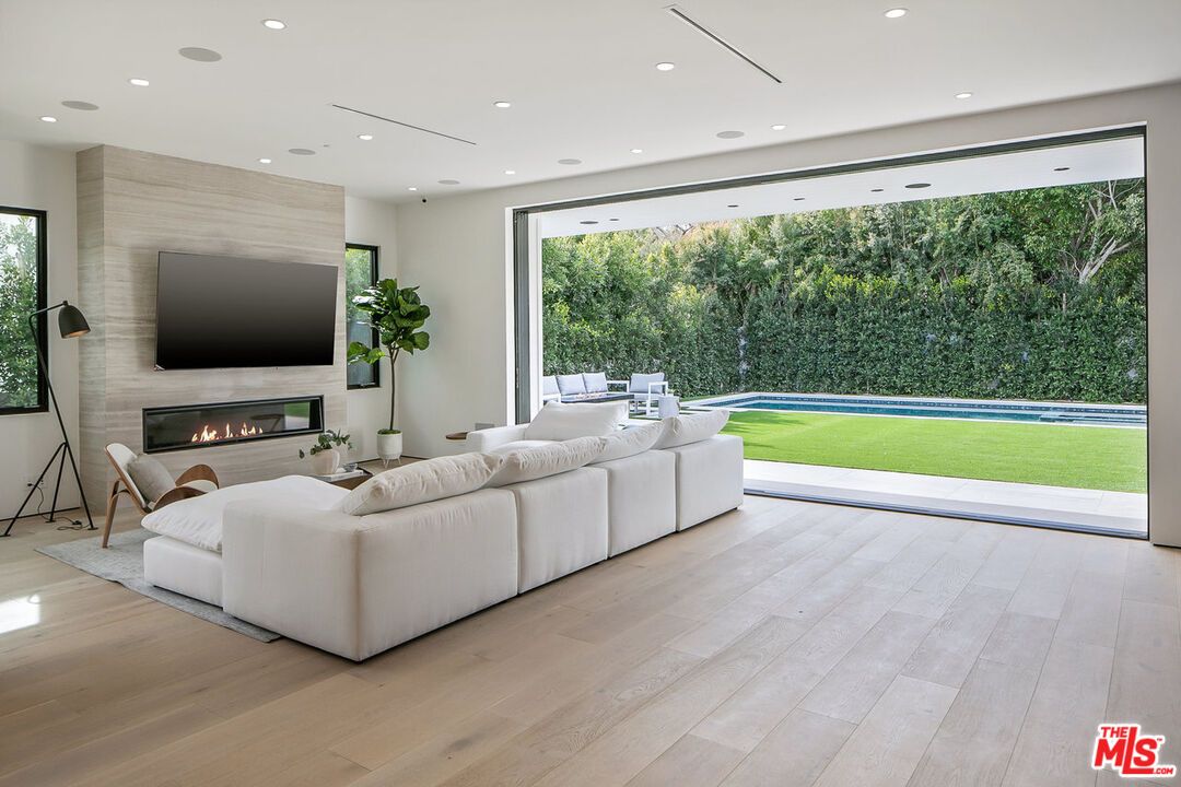 Fireplace, Interior, Living room, Recessed Lighting, Wood Texture Flooring