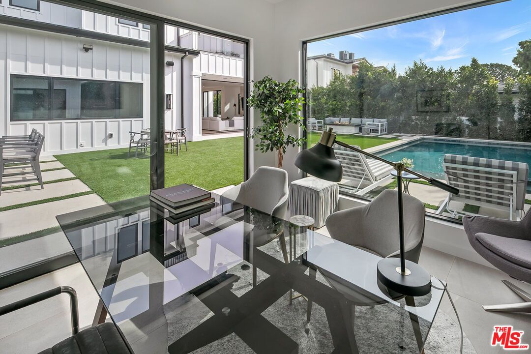 Dining room, Interior, Pool