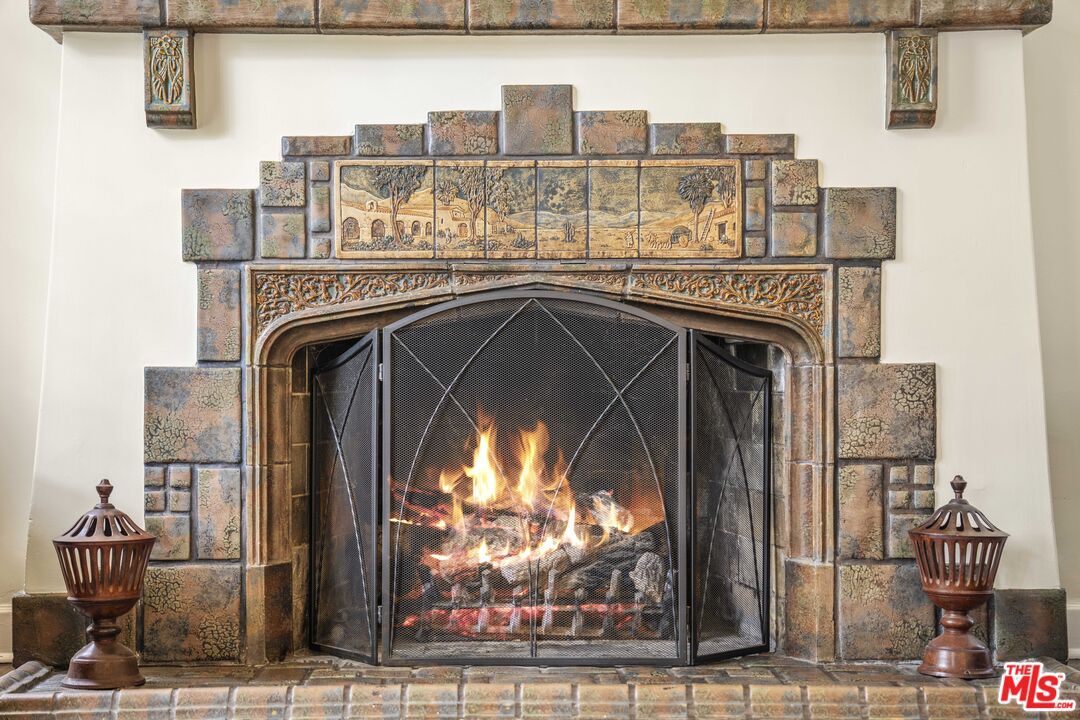 Fireplace, Interior