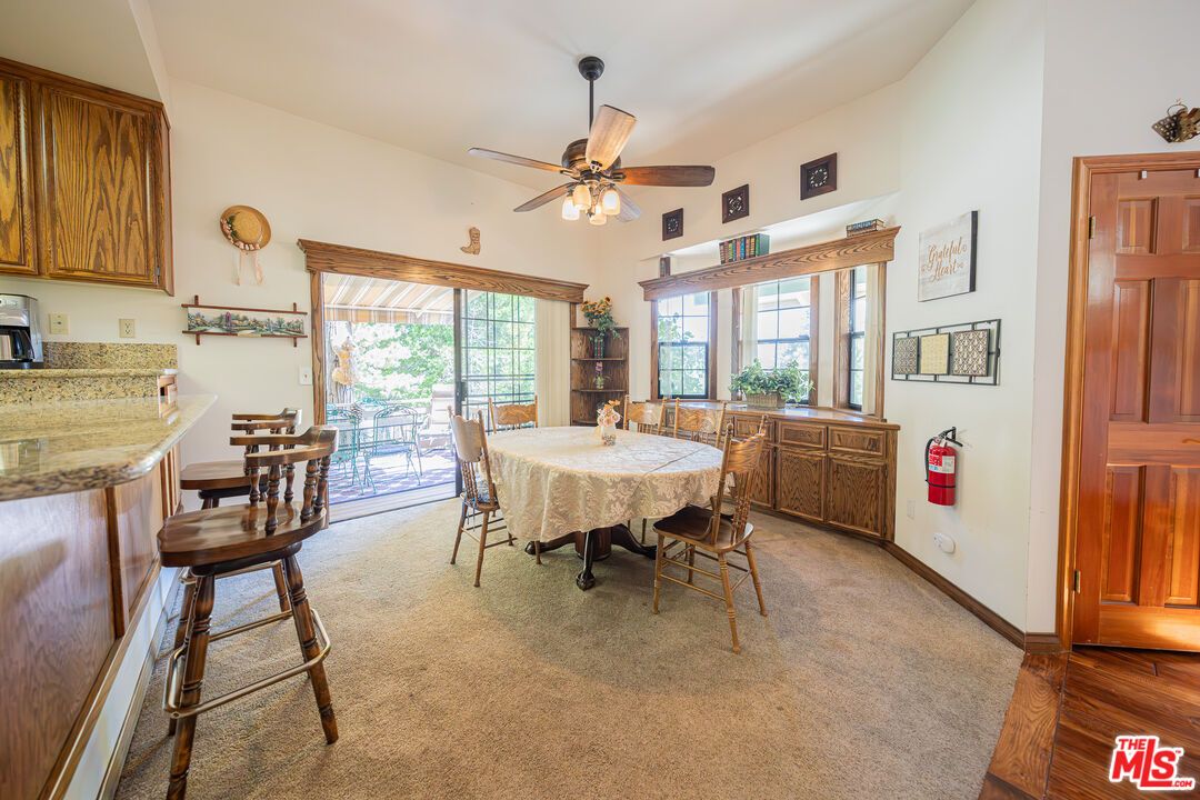 Dining room, Interior