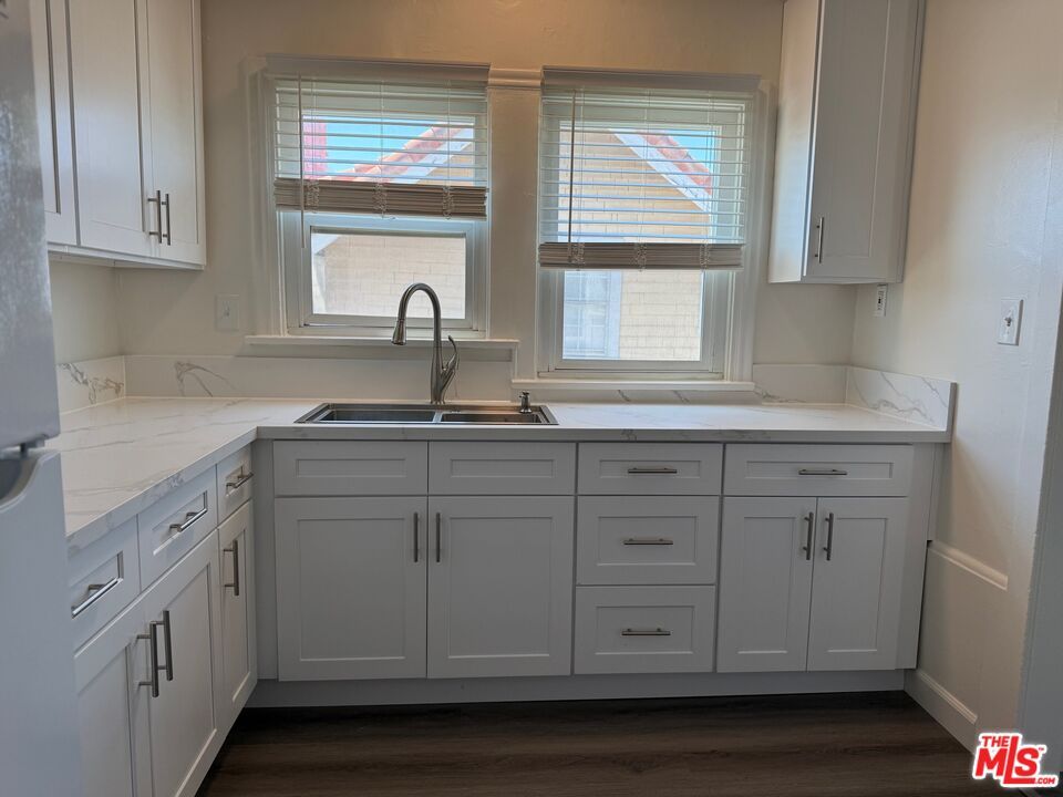 Interior, Kitchen, Marble Walls, Wood Texture Flooring