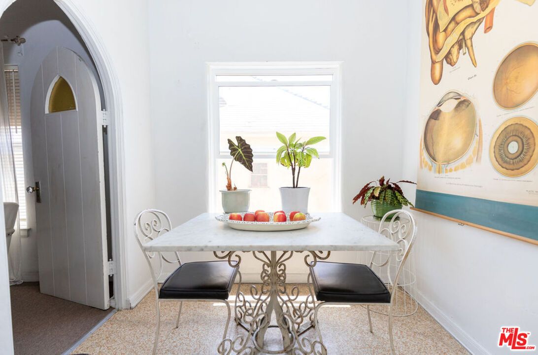 Dining room, Interior