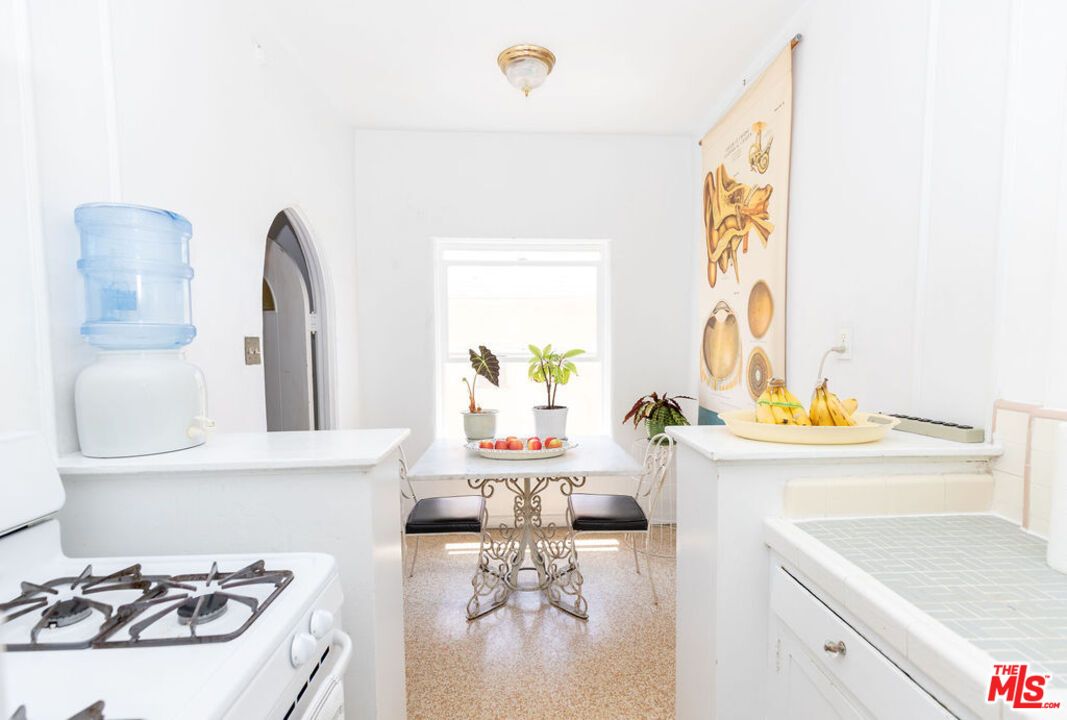 Dining room, Interior, Kitchen, Tile Countertops