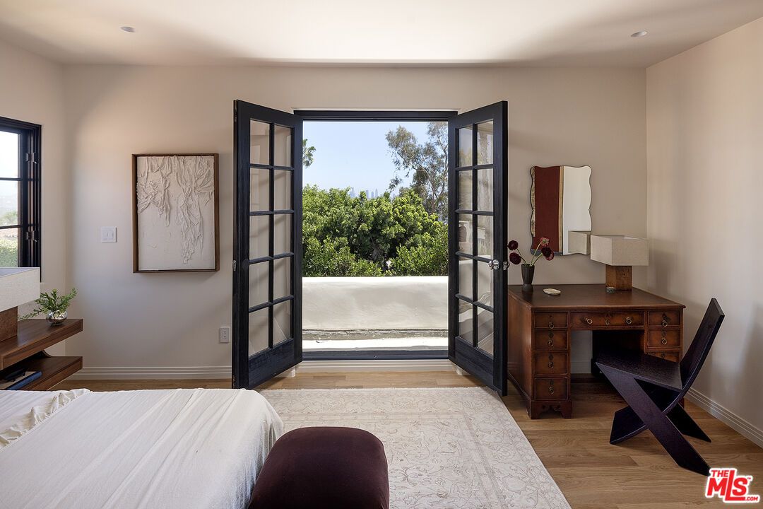 Bedroom, Home Office, Interior, Recessed Lighting, Wood Texture Flooring