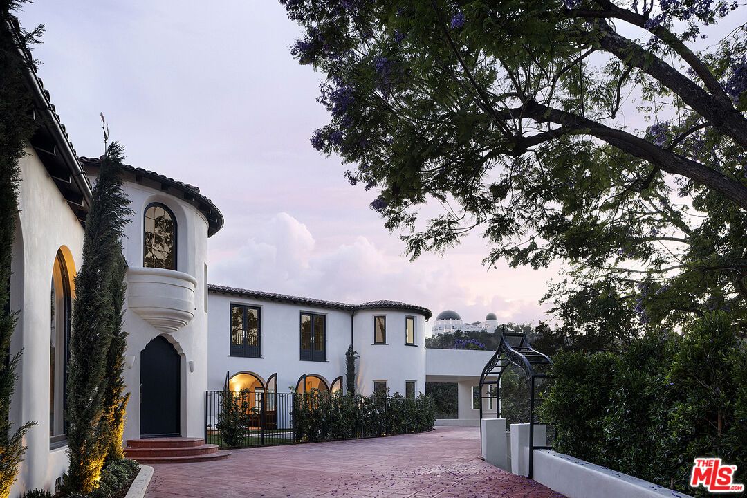 Backyard, Exterior, Facade, Spanish Mediterranean