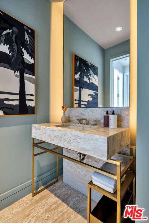 Bathroom, Interior, Recessed Lighting, Wood Texture Flooring