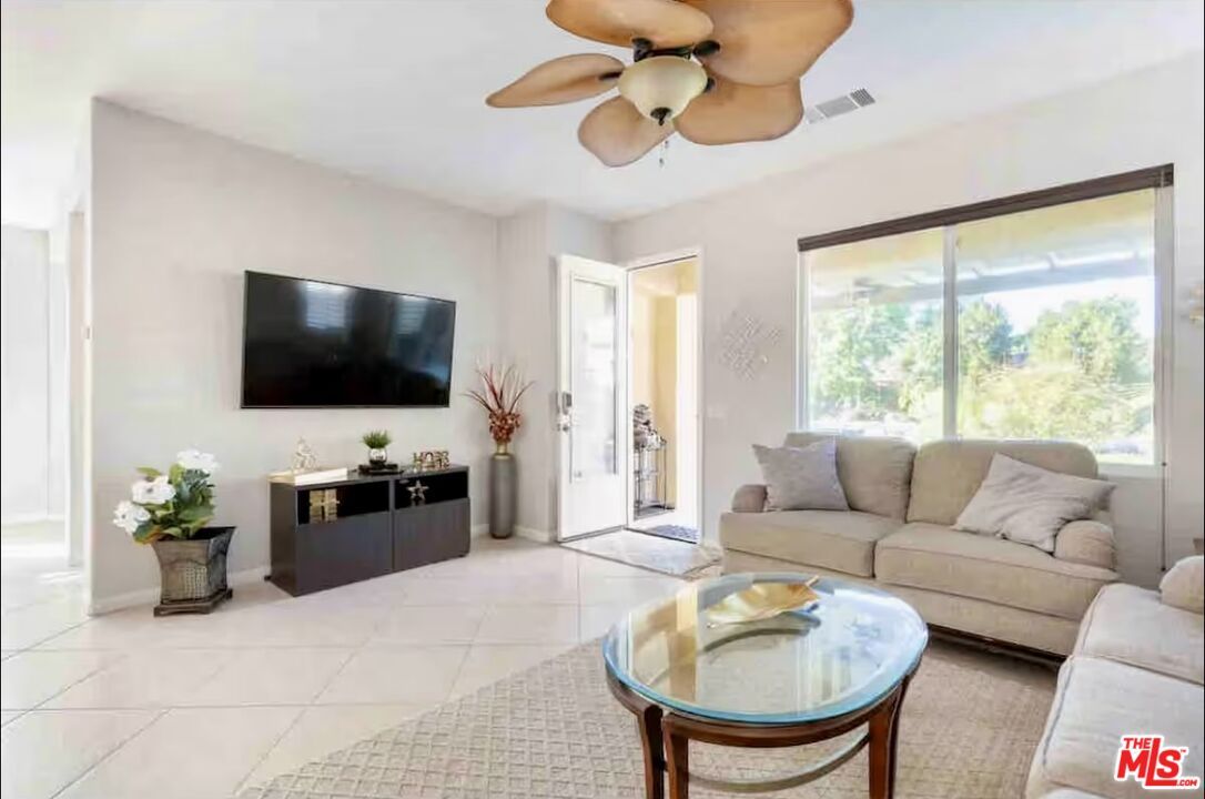 Interior, Living room