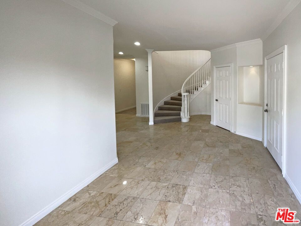 Interior, Marble, Recessed Lighting