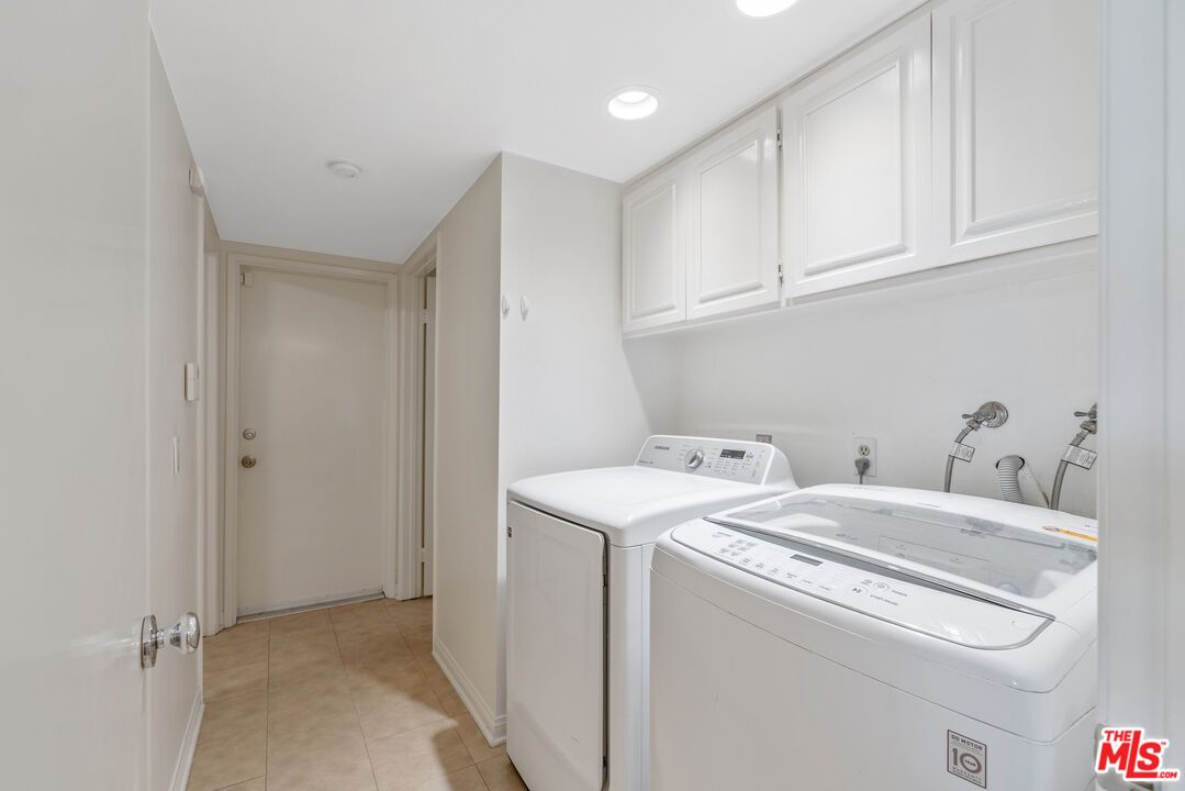 Interior, Recessed Lighting, Washer