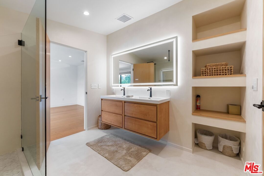 Bathroom, Interior, Recessed Lighting, Wood Texture Flooring