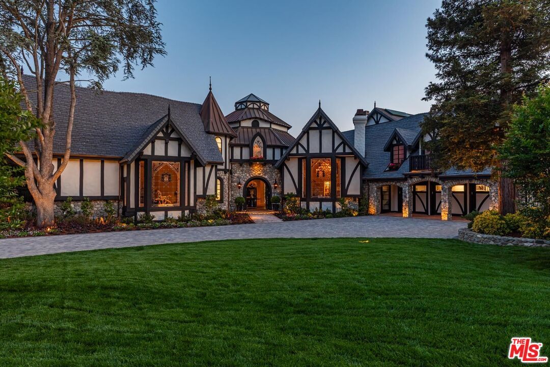 Backyard, Exterior, Facade, Tudor Revival
