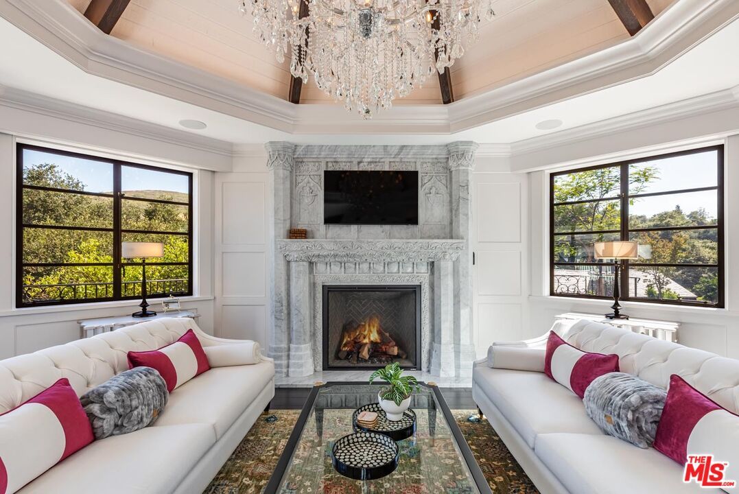 Chandelier, Fireplace, Interior, Living room, Recessed Lighting