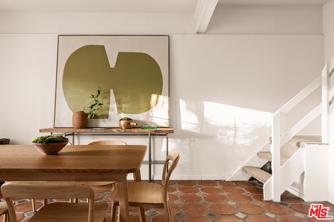 Dining room, Interior