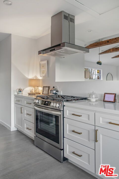 Interior, Kitchen, Recessed Lighting, Stainless Steel Appliances, Wooden Beams, Wood Texture Flooring