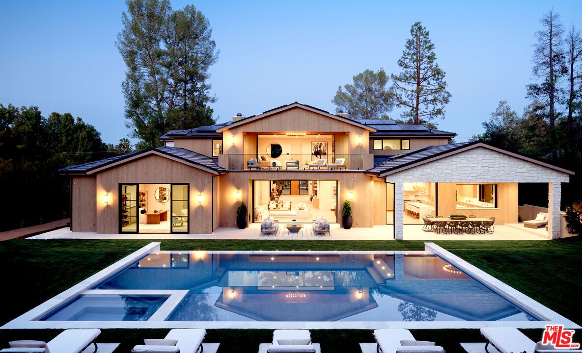 Exterior, Pool, Solar Panels