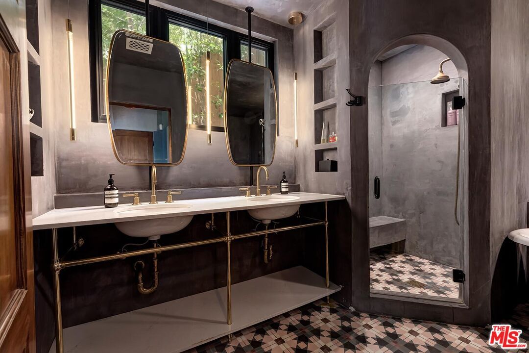 Bathroom, Dual Sink Vanities, Glass Shower, Interior