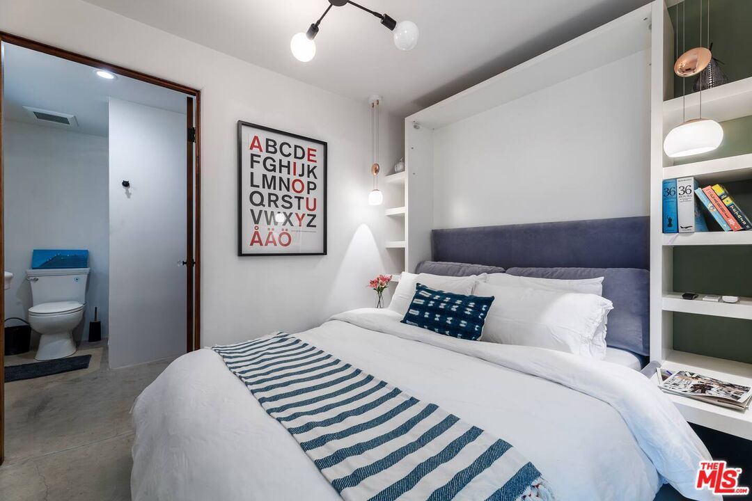 Bedroom, Interior, Pendant Lights, Recessed Lighting