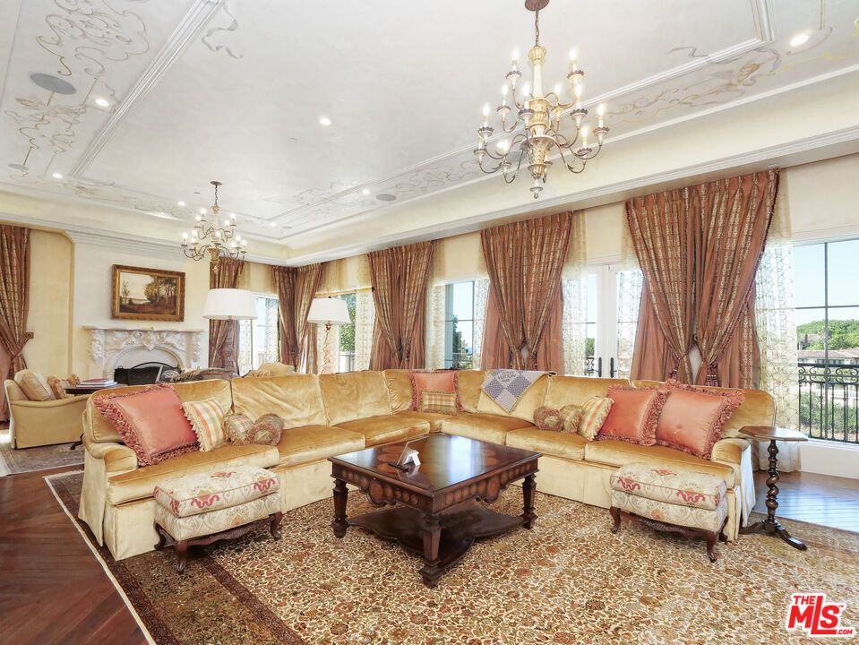 Chandelier, Fireplace, Interior, Living room, Recessed Lighting, Wood Texture Flooring