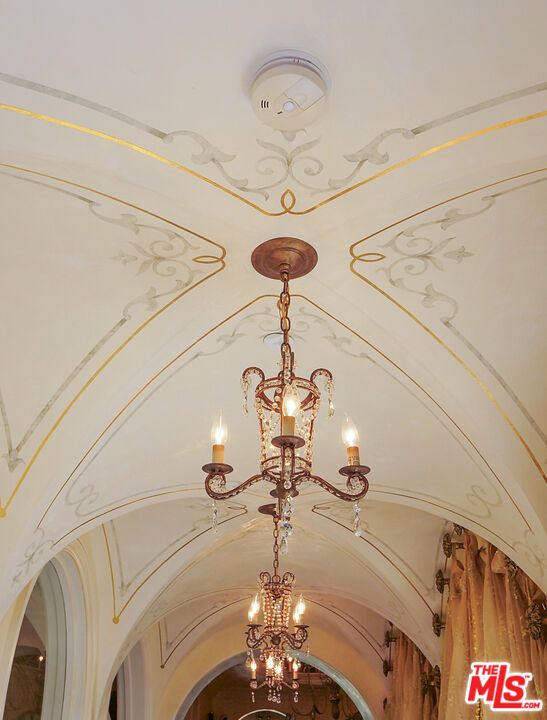 Chandelier, Interior