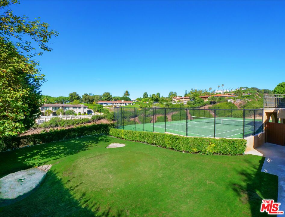 Exterior, Tennis Courts