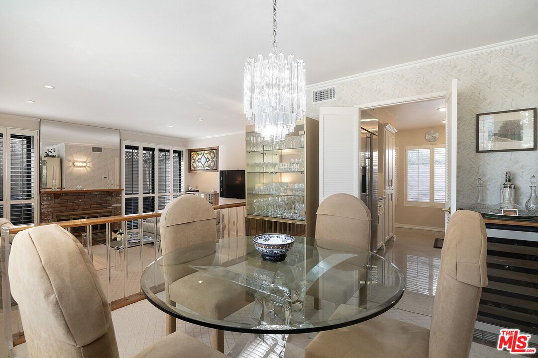 Chandelier, Dining room, Interior, Recessed Lighting
