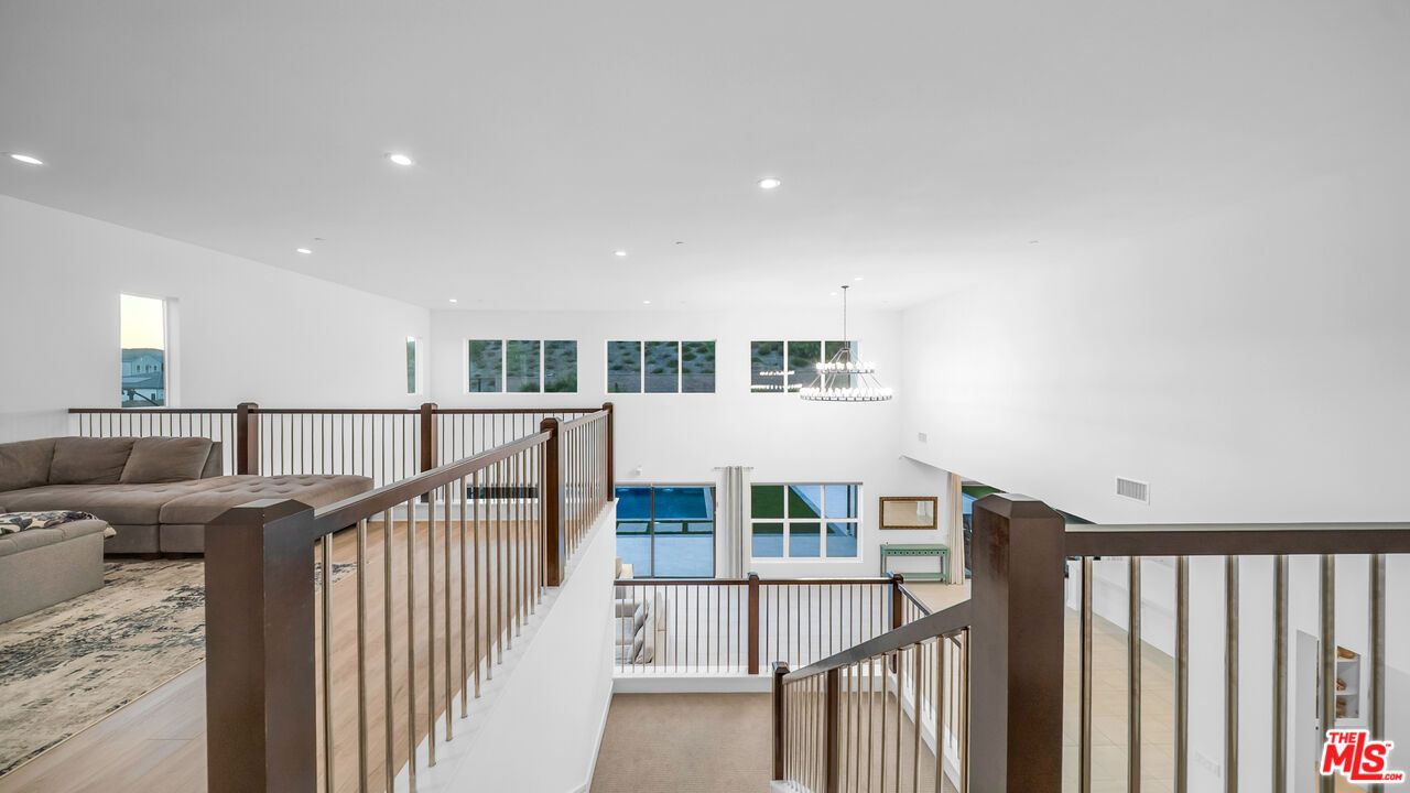 Chandelier, Interior, Recessed Lighting