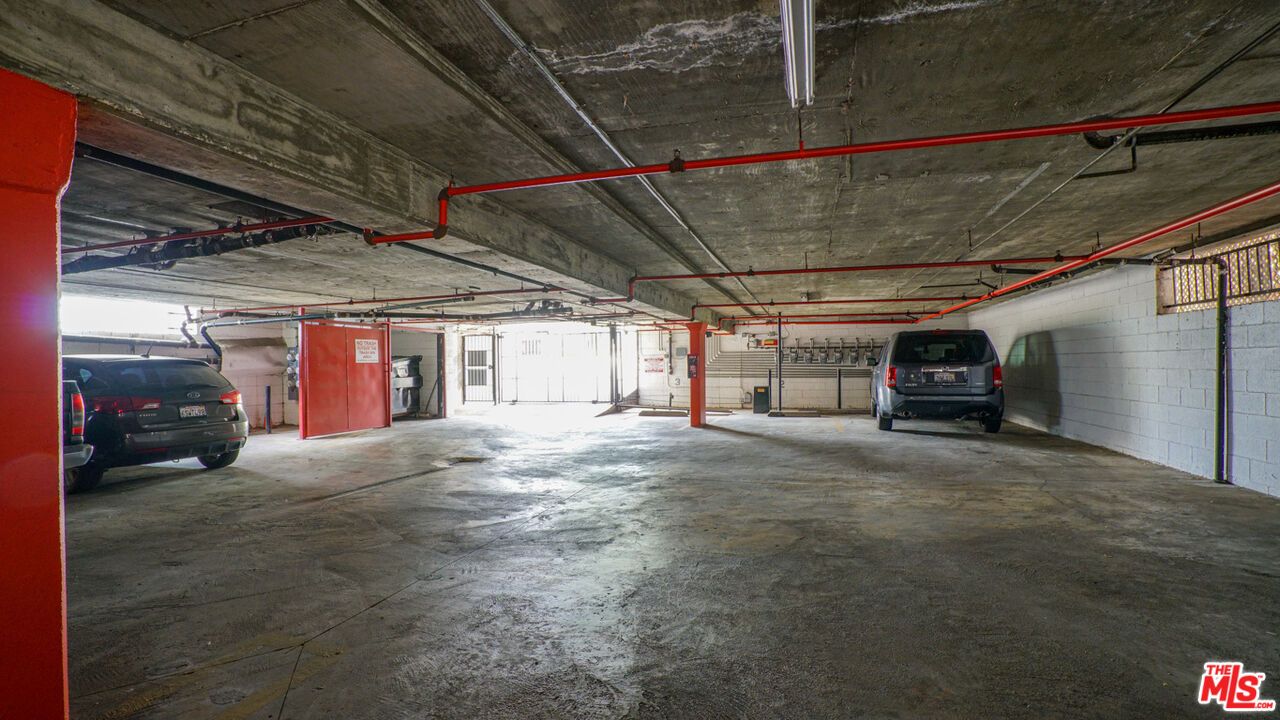 Garage, Interior, Stone Walls