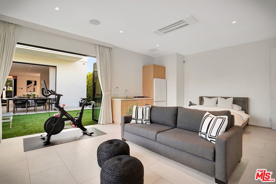 Bedroom, Fitness Equipment, Interior, Recessed Lighting