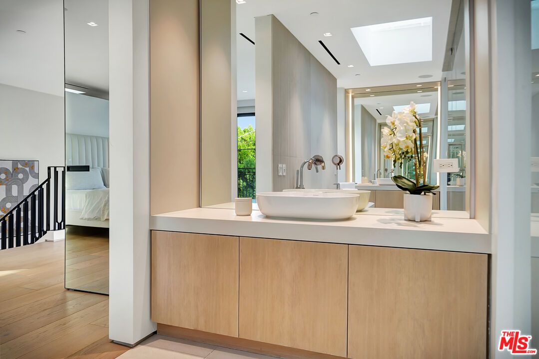 Bathroom, Bedroom, Dual Sink Vanities, Interior, Recessed Lighting, Wood Texture Flooring