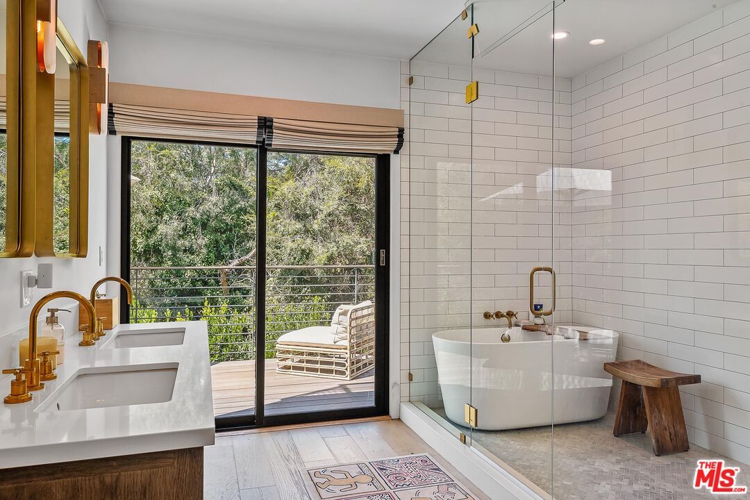 Bathroom, Dual Sink Vanities, Free Standing Baths, Interior, Recessed Lighting, Wood Texture Flooring