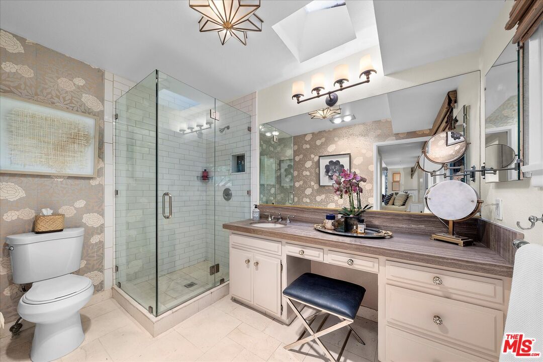 Bathroom, Dual Sink Vanities, Glass Shower, Interior