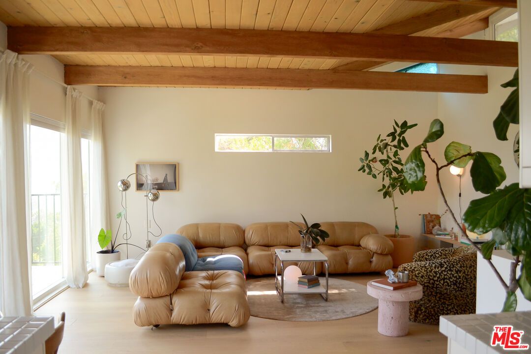 Interior, Living room, Wooden Beams, Wooden Ceilings, Wood Texture Flooring
