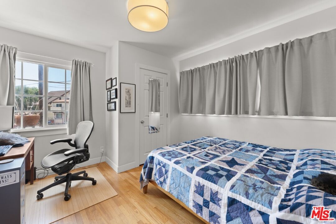 Bedroom, Home Office, Interior, Wood Texture Flooring