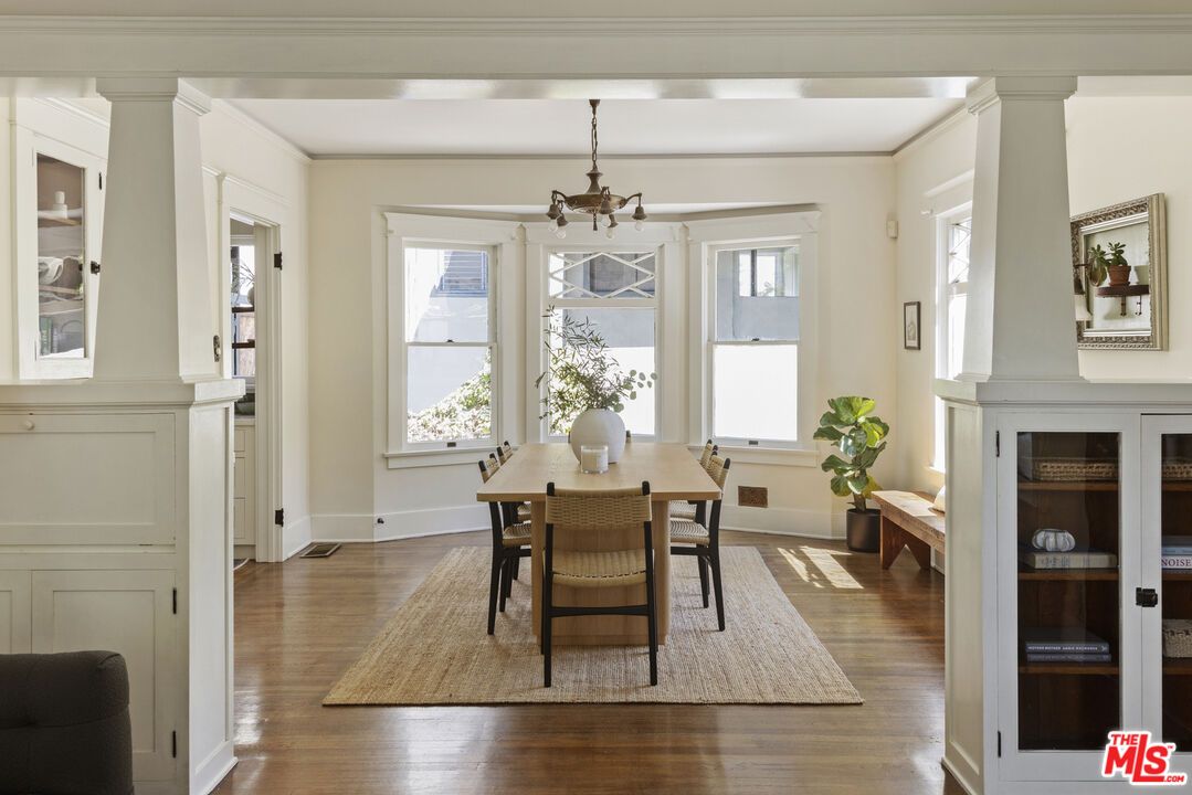 Chandelier, Dining room, Interior, Wood Texture Flooring