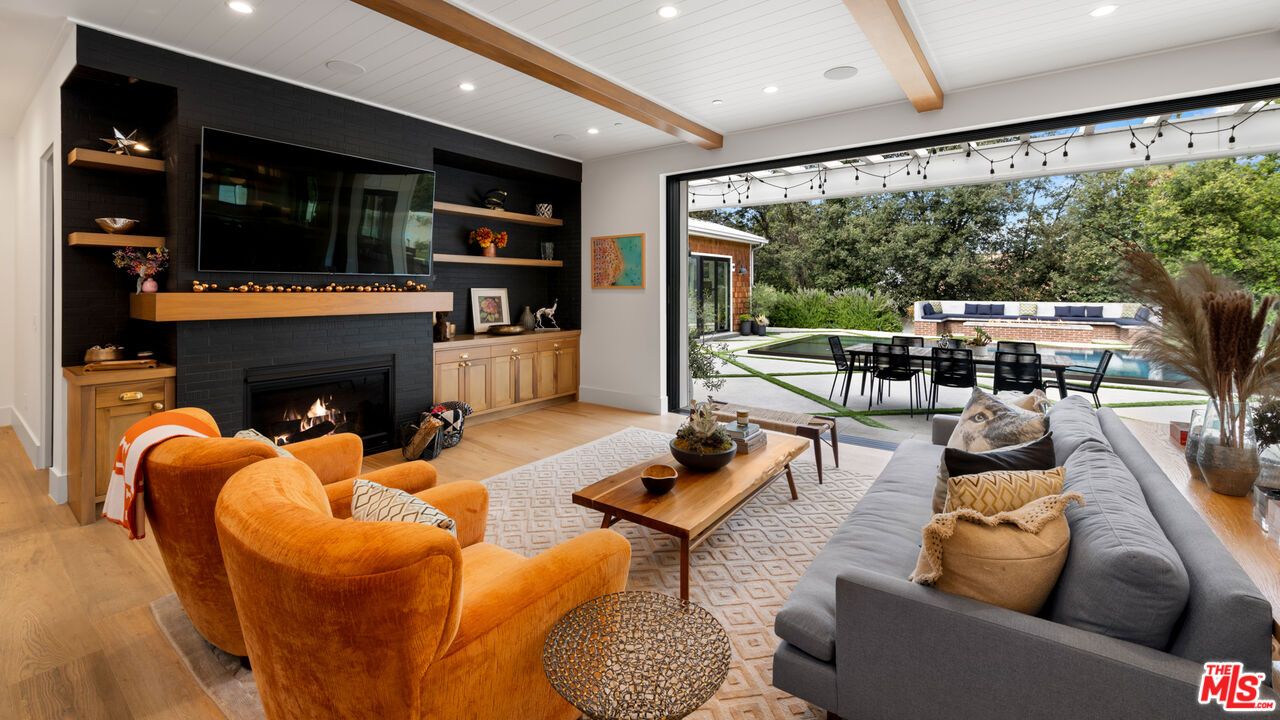 Fireplace, Interior, Living room, Recessed Lighting, Wooden Beams, Wood Texture Flooring