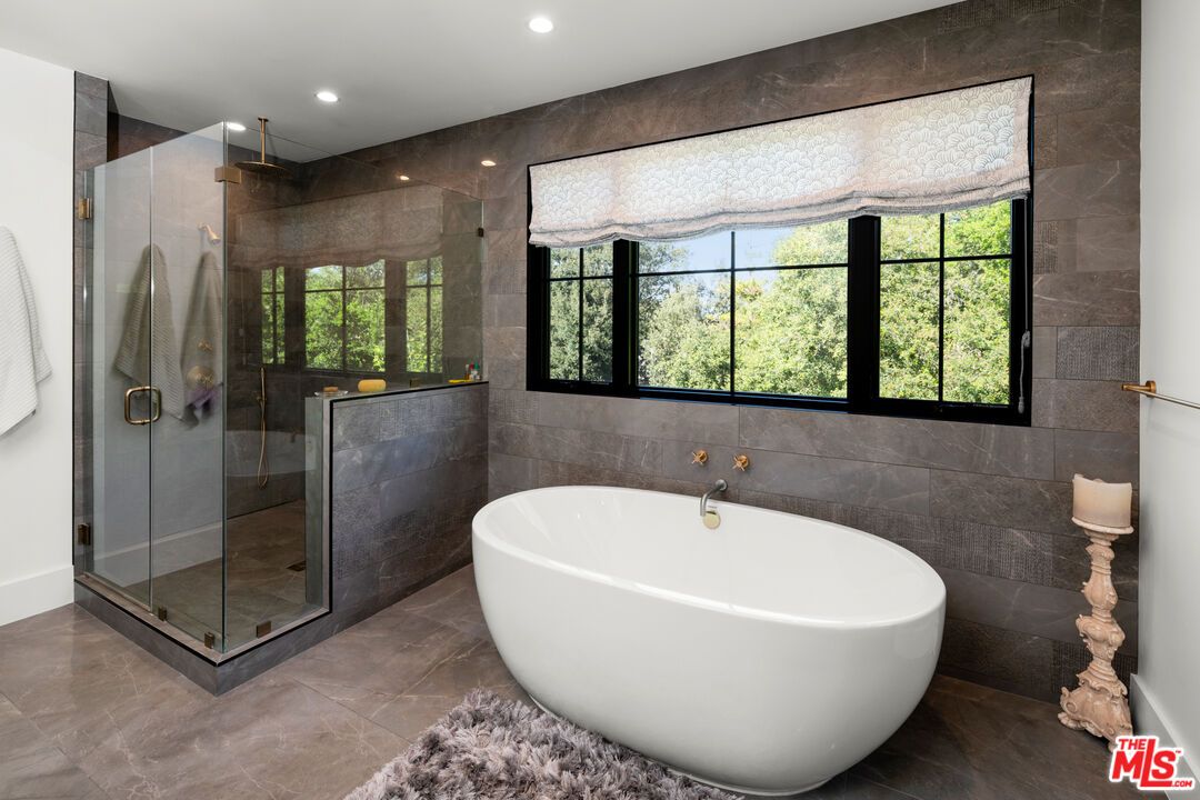 Bathroom, Free Standing Baths, Glass Shower, Interior, Recessed Lighting