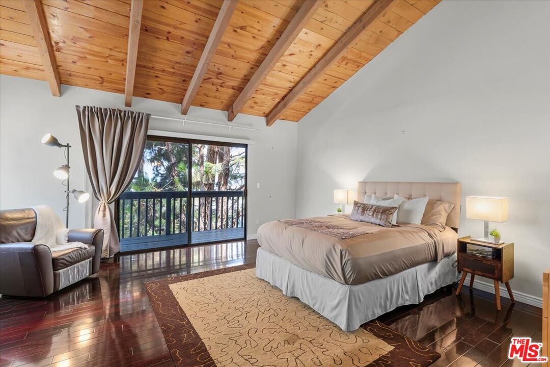 Bedroom, Interior, Wooden Beams, Wooden Ceilings, Wood Texture Flooring