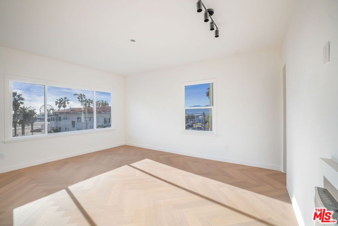 Empty room, Fireplace, Interior, Wood Texture Flooring