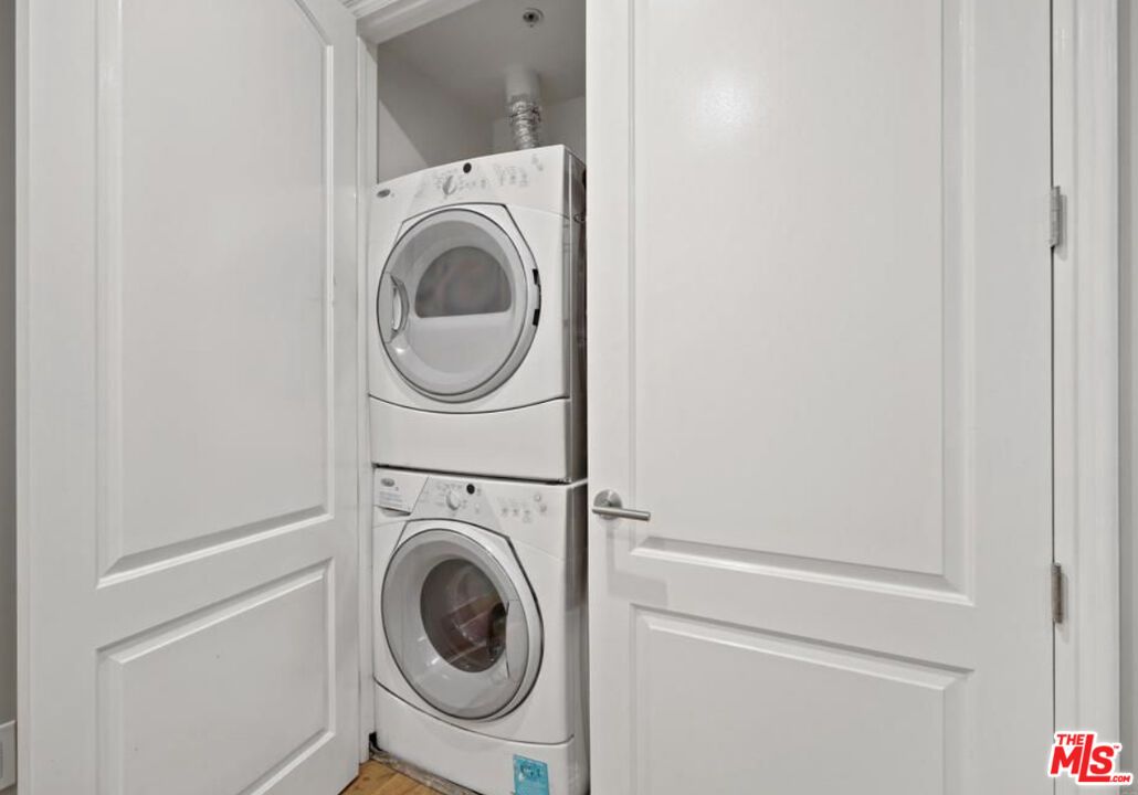 Interior, Utility Closets, Washer