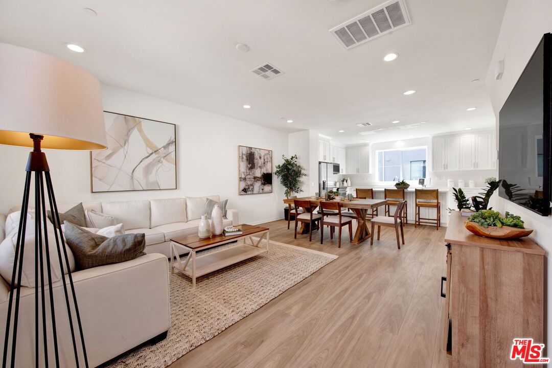 Dining room, Interior, Kitchen, Living room, Recessed Lighting, Wood Texture Flooring