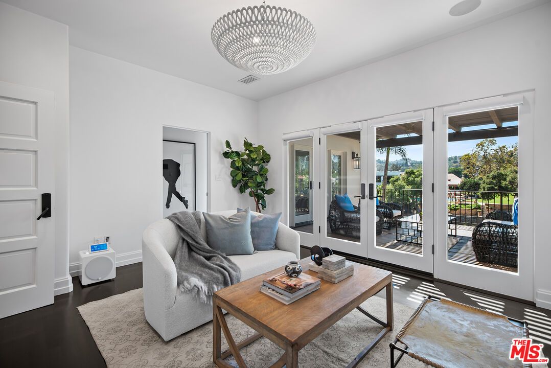 Chandelier, Interior, Living room, Wood Texture Flooring