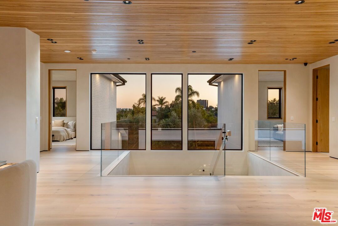 Interior, Recessed Lighting, Wooden Ceilings, Wood Texture Flooring