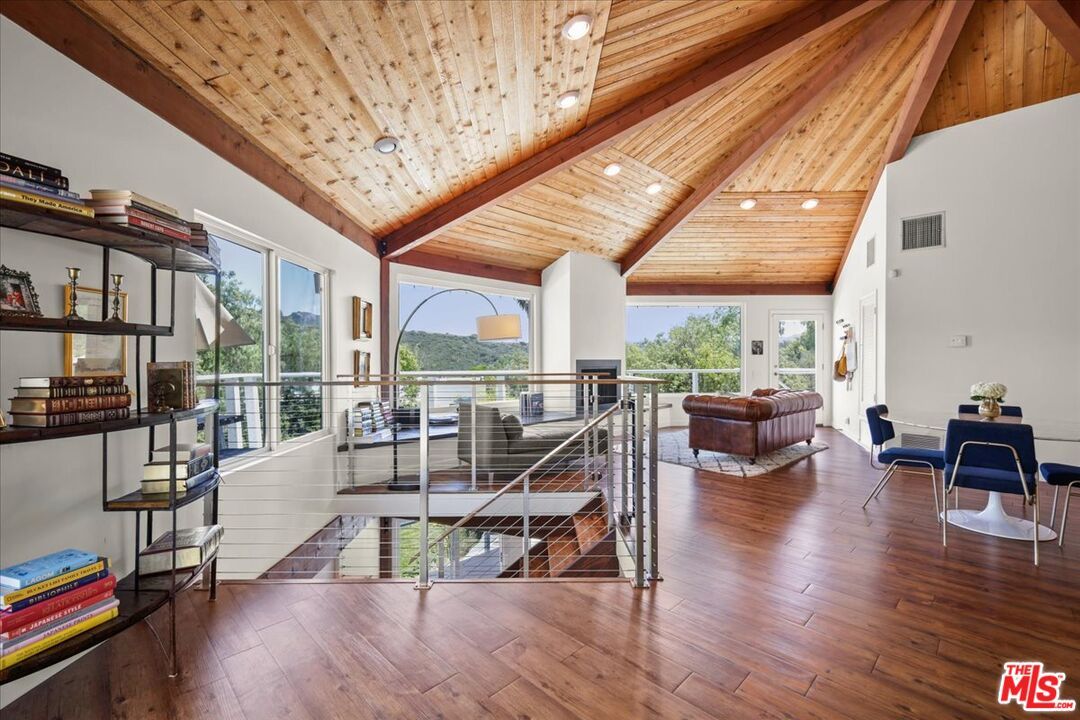 Dining room, Interior, Living room, Recessed Lighting, Wooden Beams, Wooden Ceilings, Wood Texture Flooring