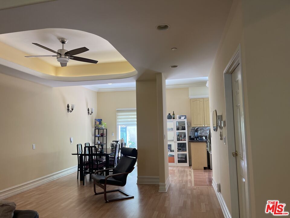 Dining room, Interior, Recessed Lighting, Wood Texture Flooring