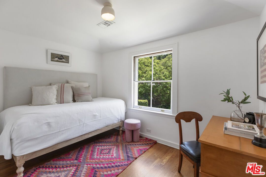 Bedroom, Home Office, Interior, Wood Texture Flooring