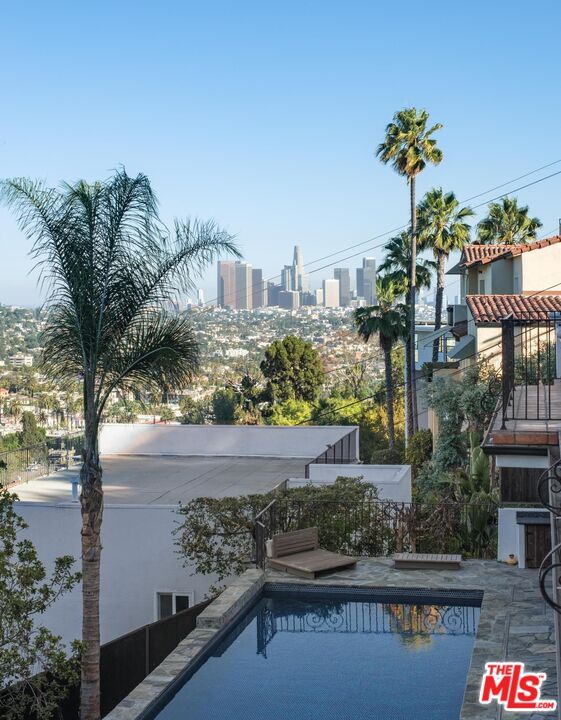 Exterior, Pool, Other